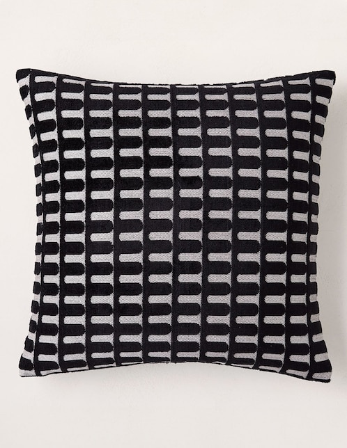 FUNDA COJÍN VELVET ARCHES 20X20 NEGRO