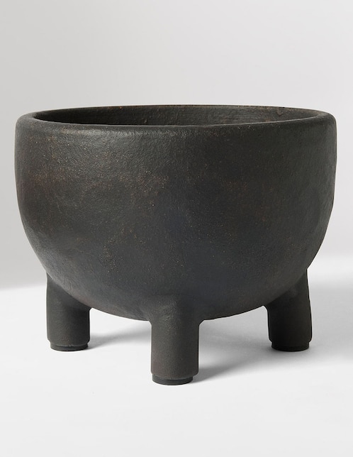 MACETA FORM STUDIES  CH NEGRO