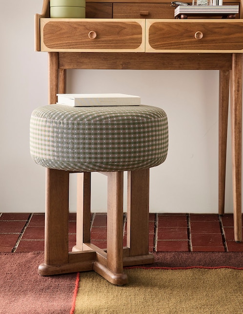 Ottoman Emma Chamberlain de madera