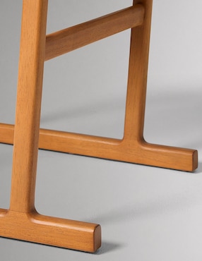 Silla Clyde de madera encino
