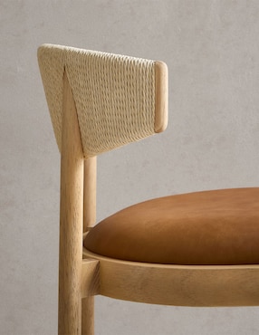Silla Ezra