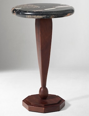 Mesa lateral Louisa Pierce Y Emily Ward