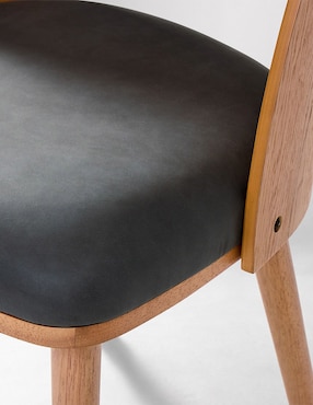 Silla Boerum de madera