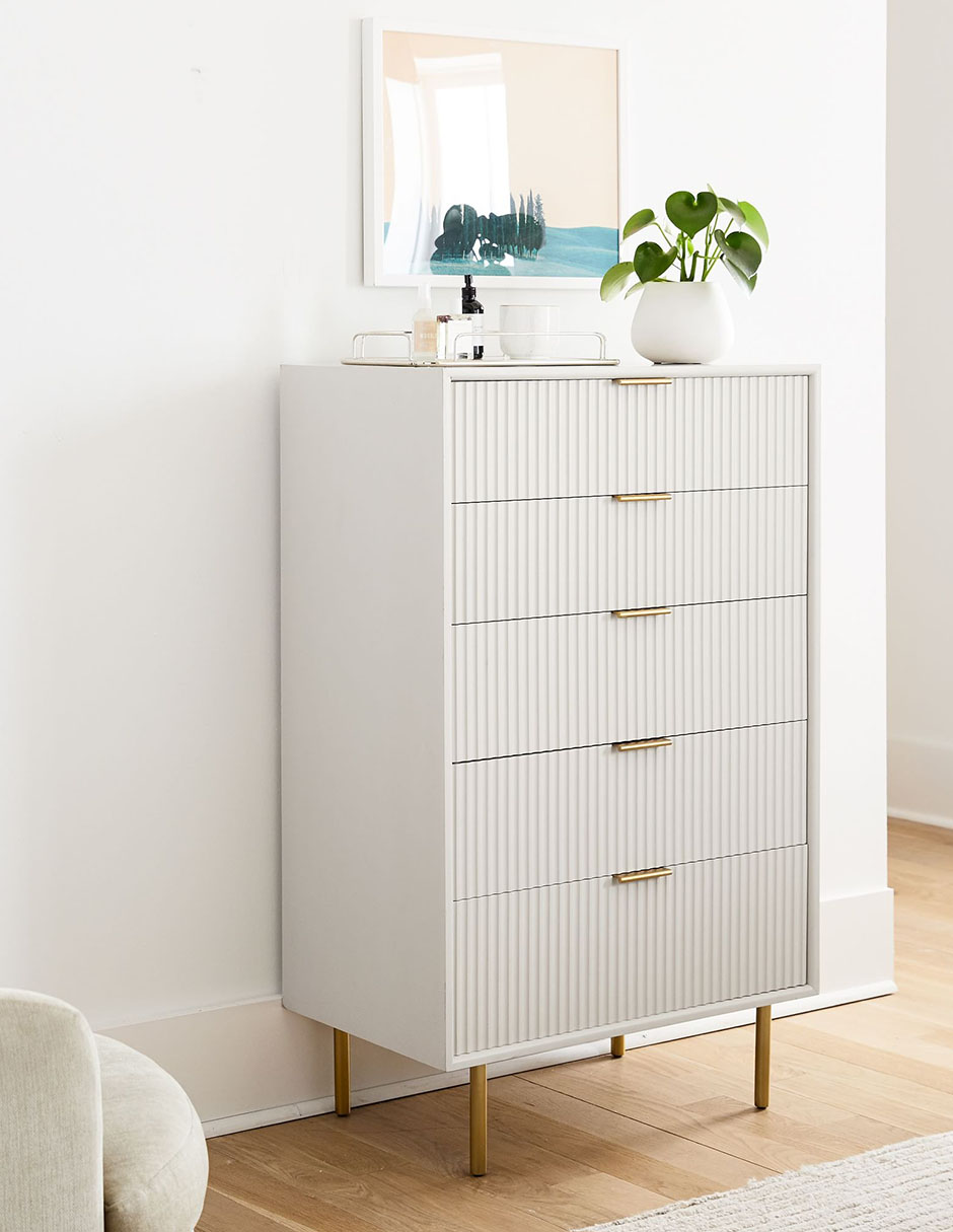 Cómoda Quinn de madera caoba 2