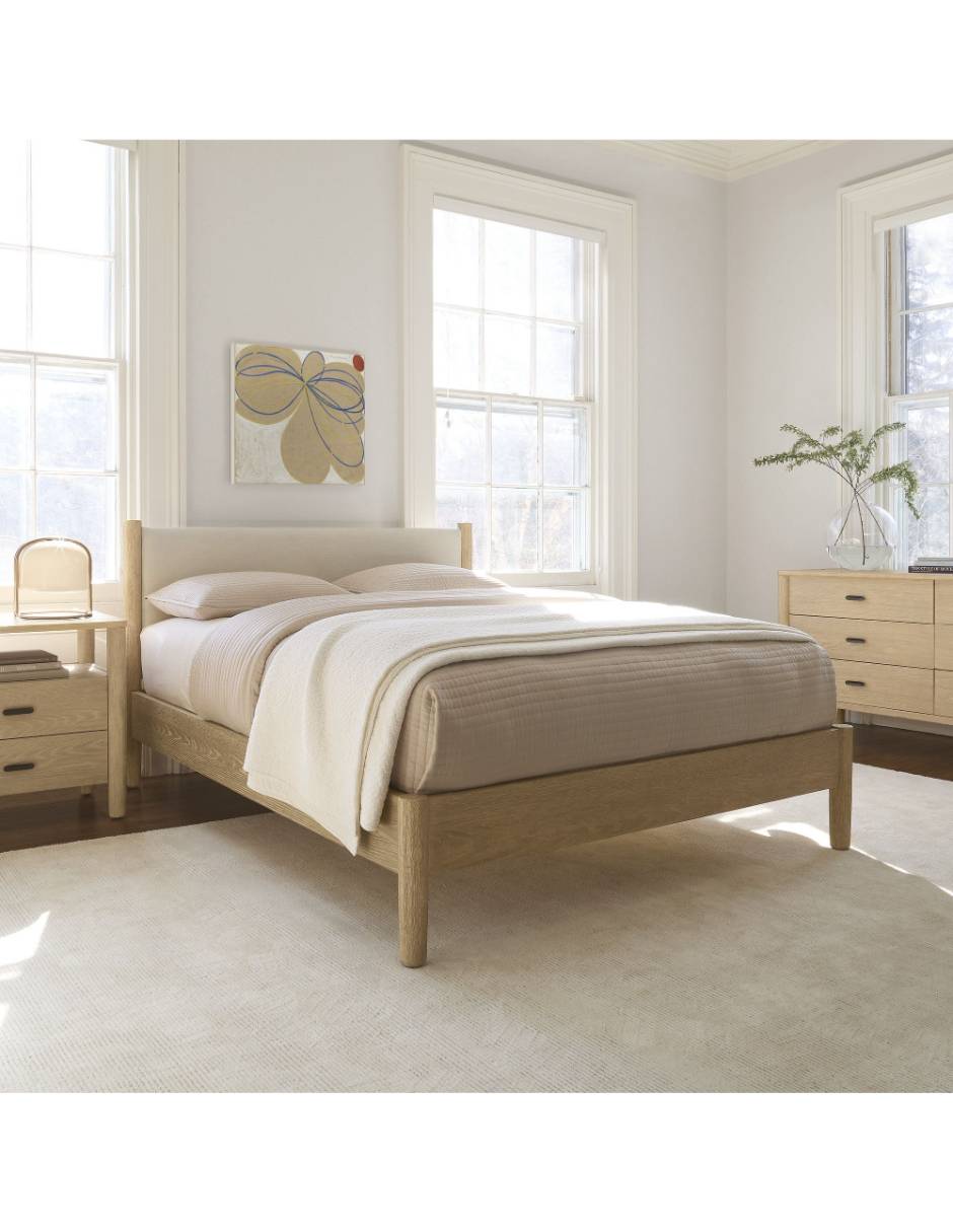 Cama Hargrove de madera king size