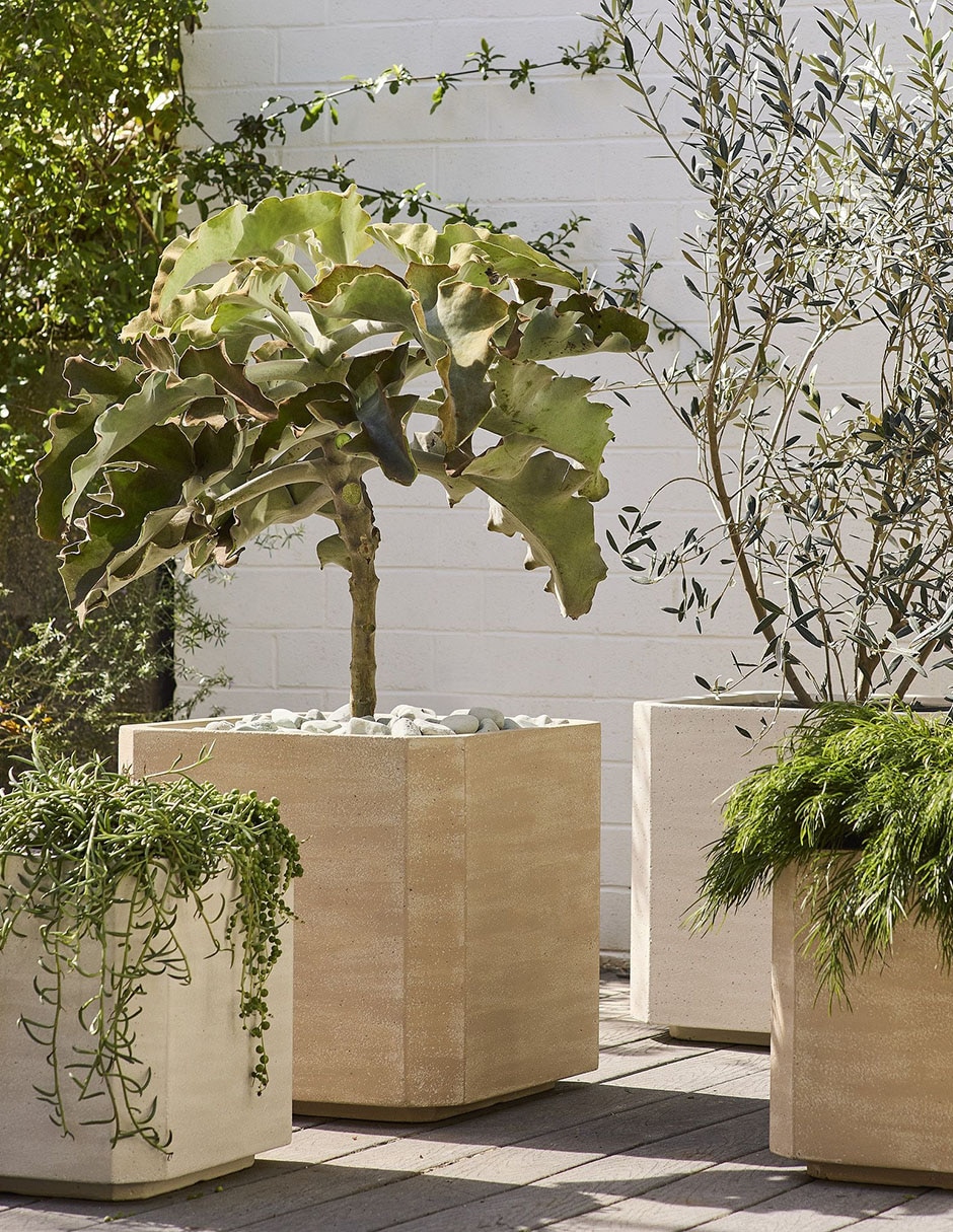 MACETA BEVELED GDE BEIGE