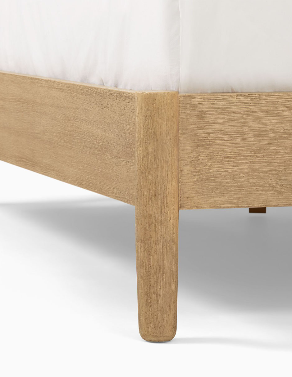 Cama Hargrove de madera queen size 4