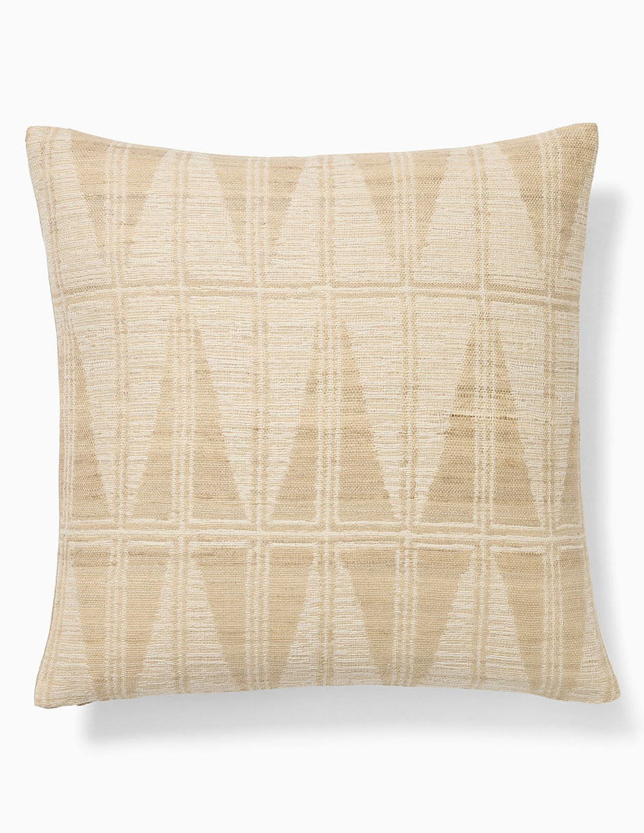 FUNDA COJÍN SILK ARROW 18X18 BEIGE