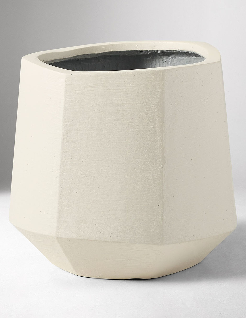 Maceta Fallon Faceted de cemento