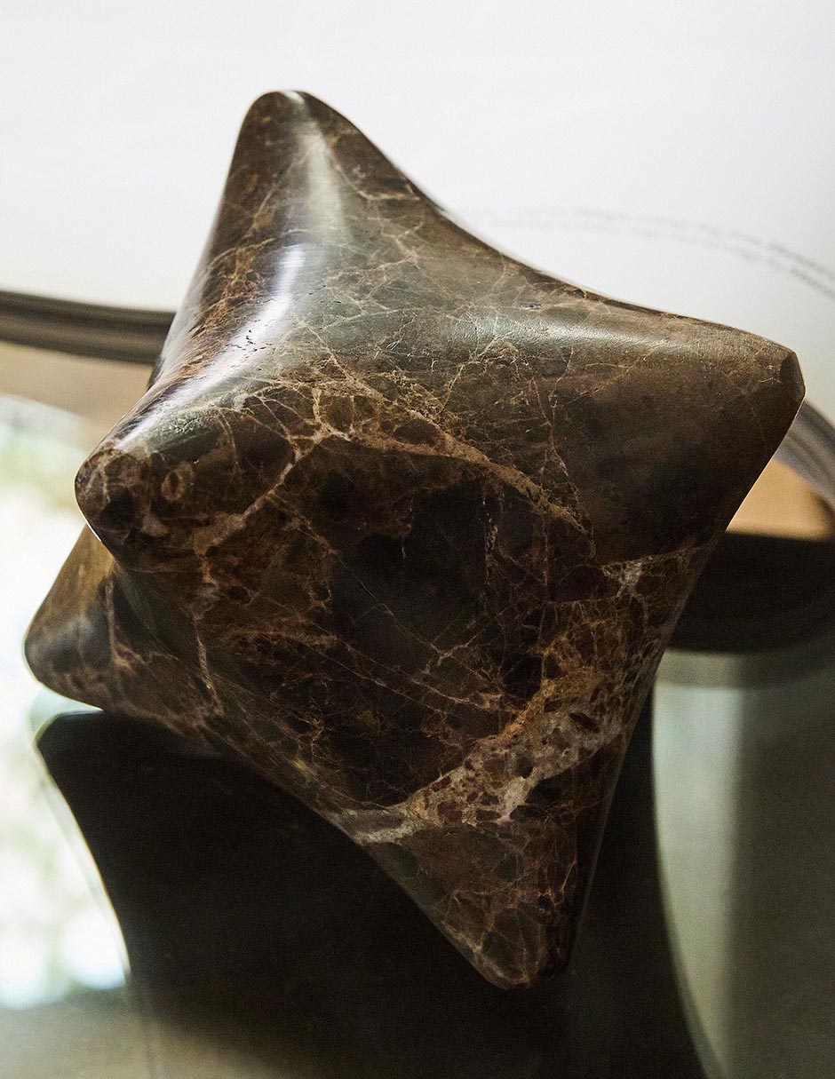 Figura decorativa Eda Exotic Stone de mármol Figura decorativa Eda Exotic Stone de mármol