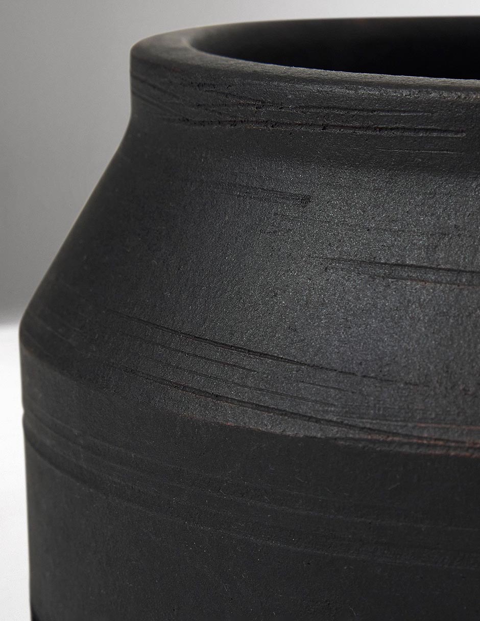 MACETA MESA IVAN PLANTERS M NEGRO