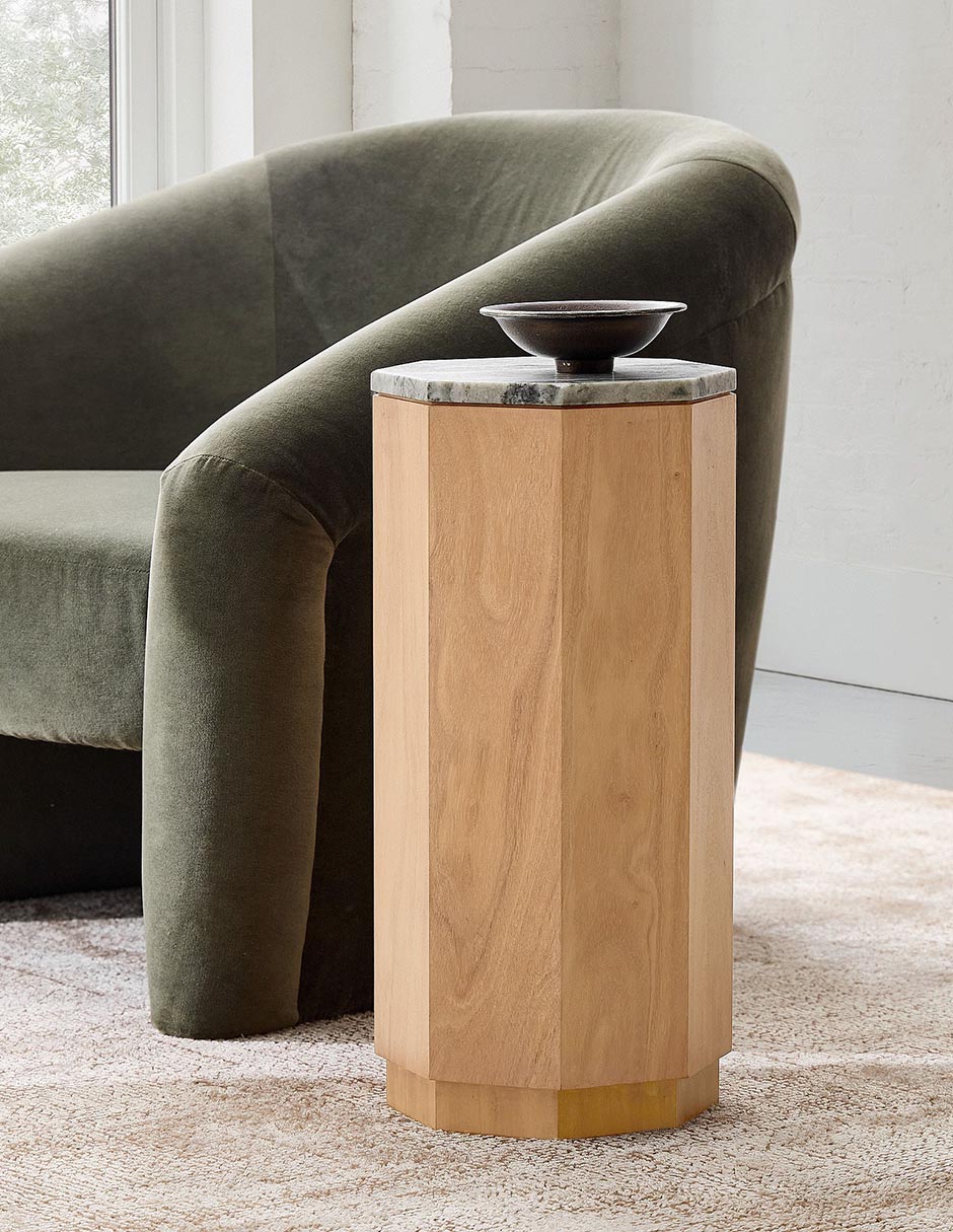 Mesa lateral Emsworth de madera acacia 4
