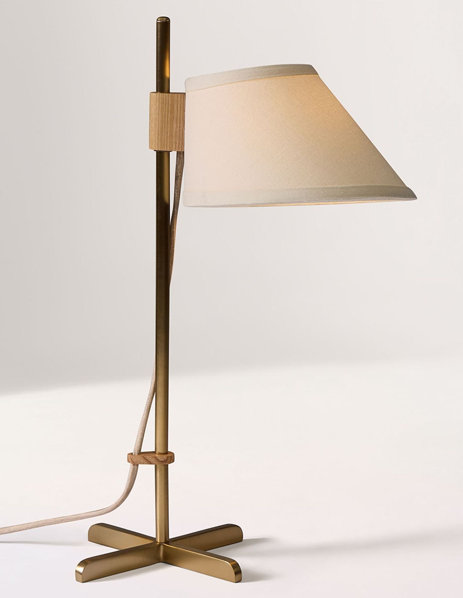 Lámpara de mesa incandescente y LED Iver 4