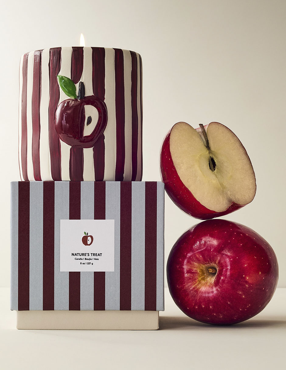 Vela aromática Emma Chamberlain aroma hojas de tomate, fresas y limón 2
