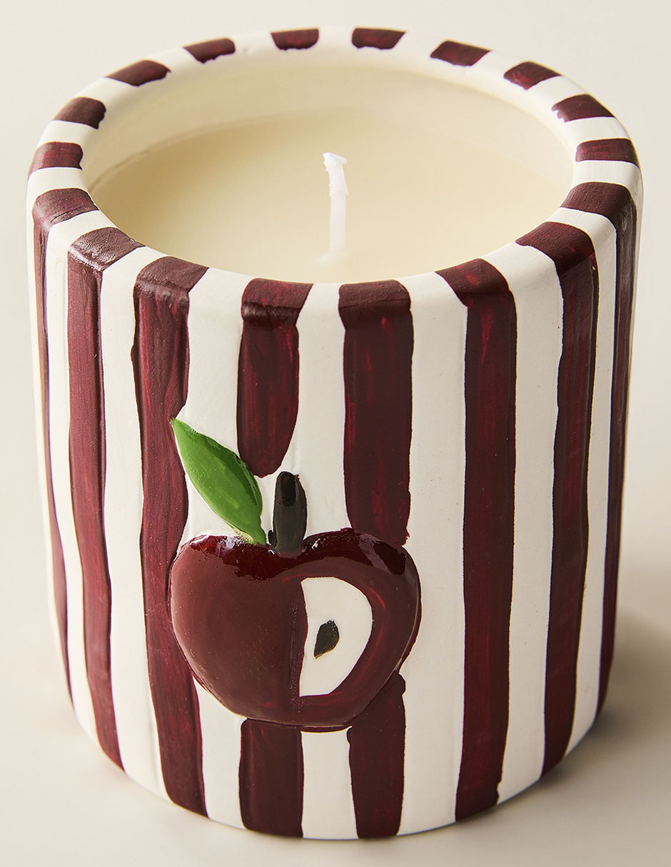 Vela aromática Emma Chamberlain aroma hojas de tomate, fresas y limón 3